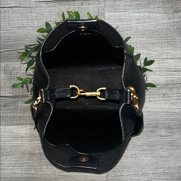 Tory Burch MCGRAW Bucket Leather Shoulder Bag - Picture 7 of 16